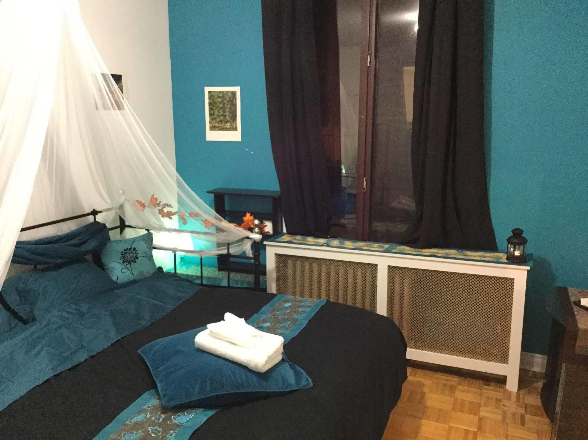 Auberge Reboot Hostel Монреаль Экстерьер фото